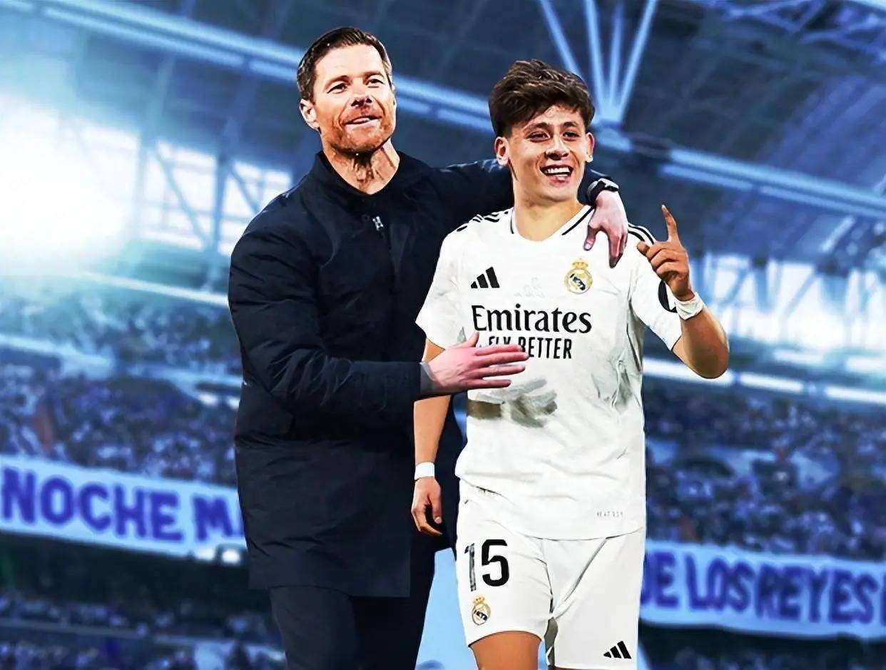 关于皇家马德里发布备战花絮，关键时刻强势反弹，意大利杯任务艰巨，轮换策略成焦点的信息