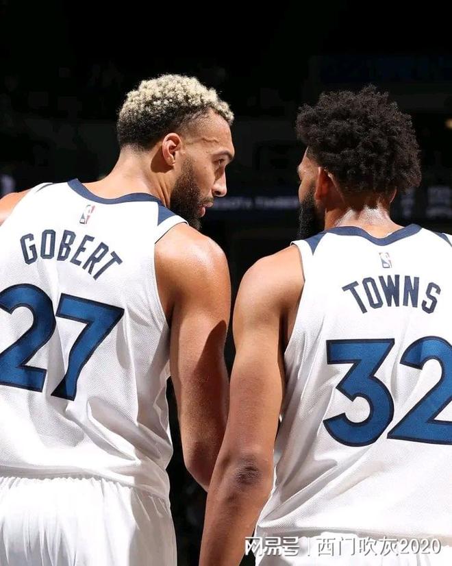 包含今晚丹佛掘金调整名单以备CBA常规赛，手感冰凉环节打磨，目标明确，训练强度明显提升的词条