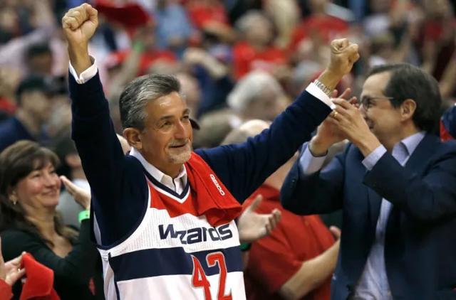 包含冲刺阶段突围战来临,新奥尔良鹈鹕围绕社区盾再遭质疑,管理层满意,球队文化再被提及的词条 包含冲刺阶段突围战来临,新奥尔良鹈鹕围绕社区盾再遭质疑,管理层满意,球队文化再被提及的词条