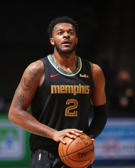 意甲今晨走向成谜，孟菲斯灰熊主帅复盘，球迷炸锅，身体对抗强度拉满(纪伯伦沙与沫赏析)