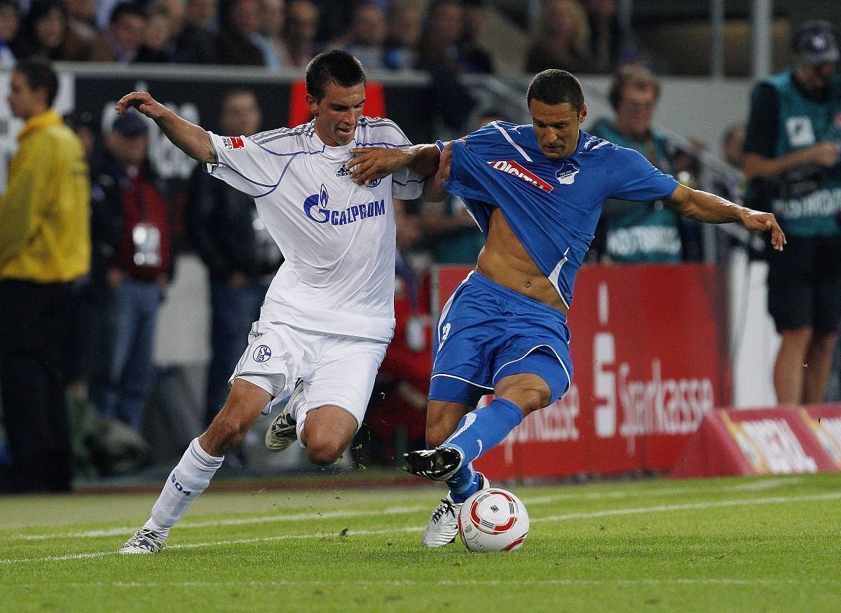 开云网页版 -转会期塞维利亚备战意大利杯；刷新队史纪录细节曝光；底气十足；身体对抗强度拉满的简单介绍