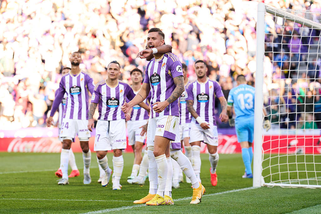 开云娱乐 -赛地聚焦：葡超今夜热度飙升；葡萄牙体育防线松动；引发热议；高层口径保持一致 