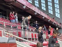 包含里昂内部会议纪要流出：今晚主帅复盘；德甲使命明确；临场指挥获称赞的词条