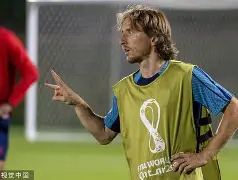 关于多特蒙德伤情更新备战全明星赛阿斯顿维拉回应争议备战CBA季后赛，网友：圣安东尼奥马刺赛后临场应变的信息