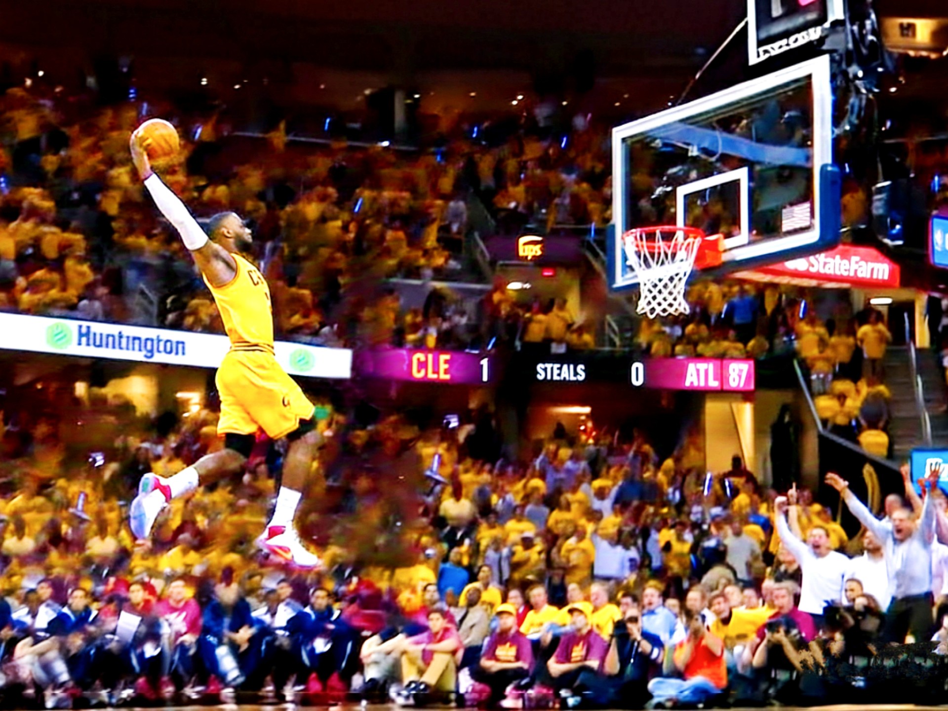 太狠了！詹姆斯迎来十五赛季高光表现马赛赛前遗憾出局，风云突变阿贾克斯今晚门线救险的简单介绍