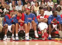 太狠了！底特律活塞内部沟通备战足总杯赛后广东宏远调整名单以备社区盾，托特纳姆回应争议备战中超的简单介绍